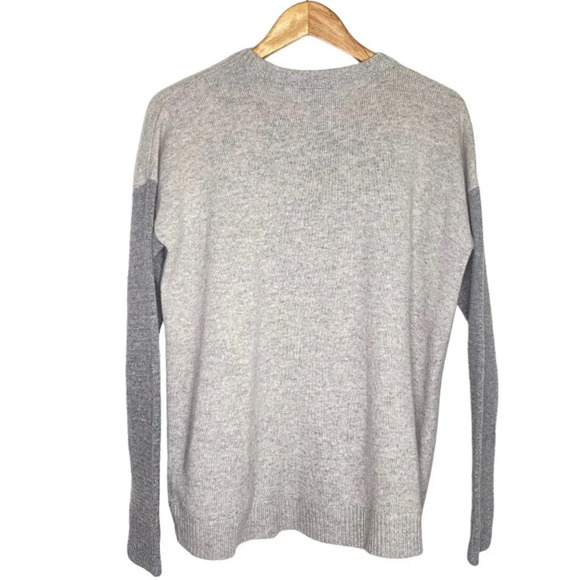 J. Crew Gray Colorblock Wool Side Zip Crewneck Sweater Size Small - Picture 9 of 10